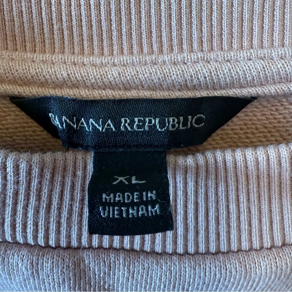 Banana Republic Women's Dusty Rose Embroidered Sweatshirt - Picture 4 of 6